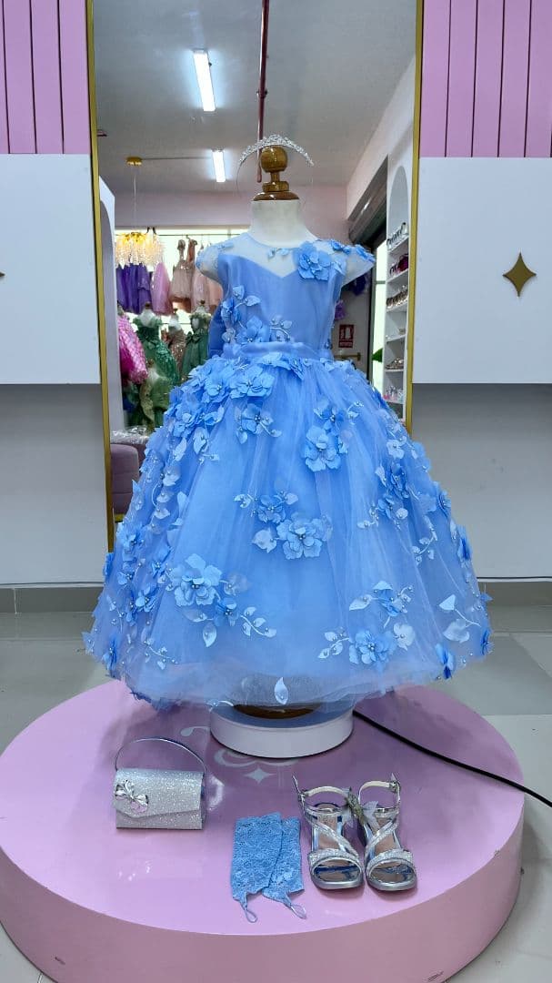 Vestido Reina Celeste — 6,8