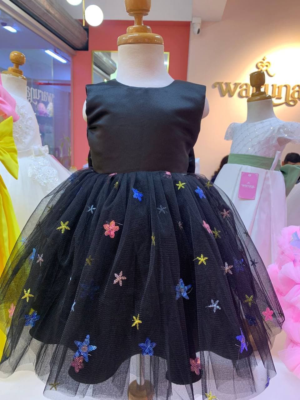Casual negro estrella bordada